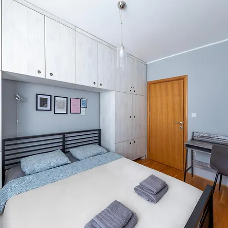 Modern Living Apt - Sapphire - Private Parking Novi Sad Exterior foto